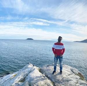 Meet your Posher, Karan